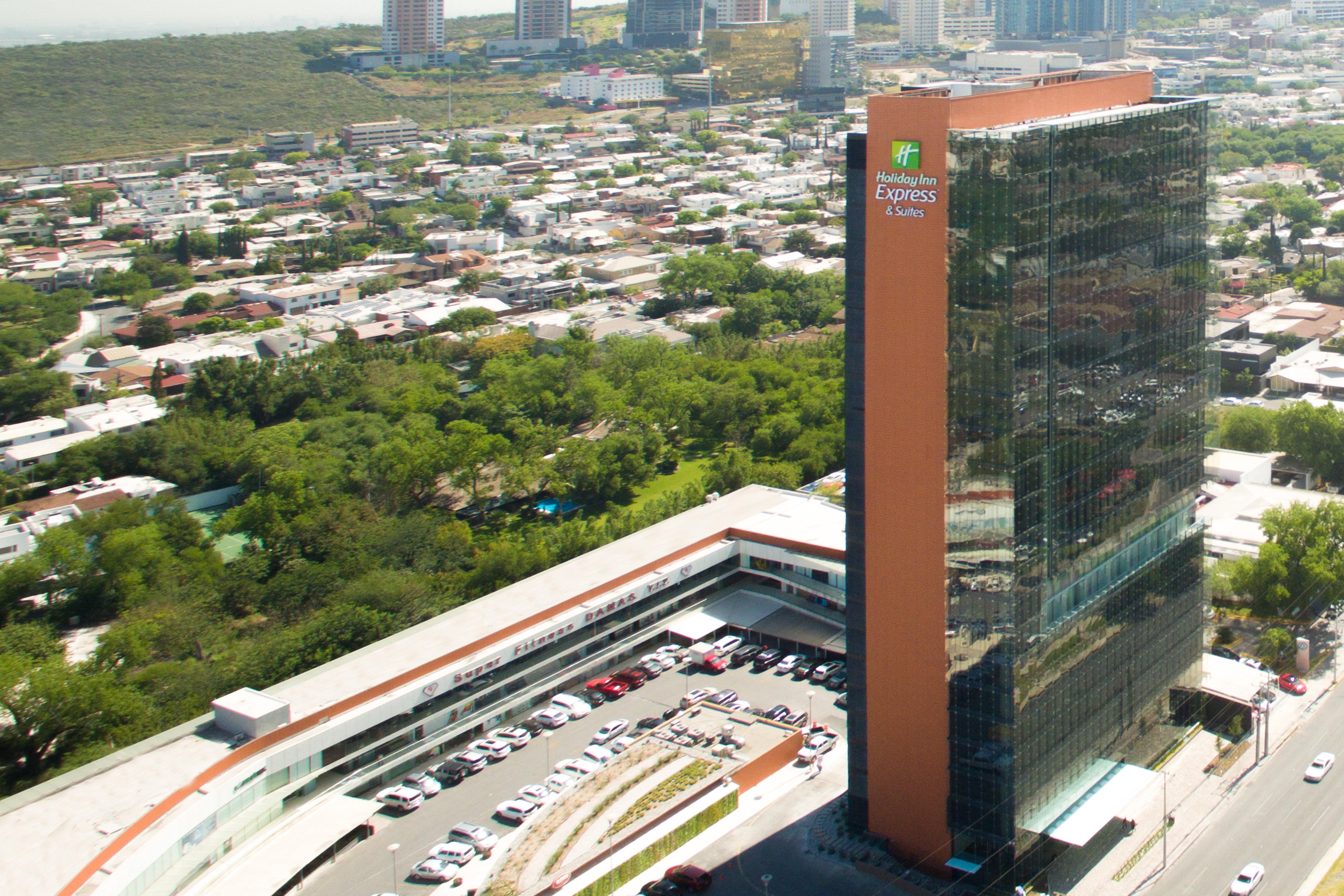 Holiday Inn Express & Suites Monterrey Valle By Ihg San Pedro Garza Garcia Exterior photo