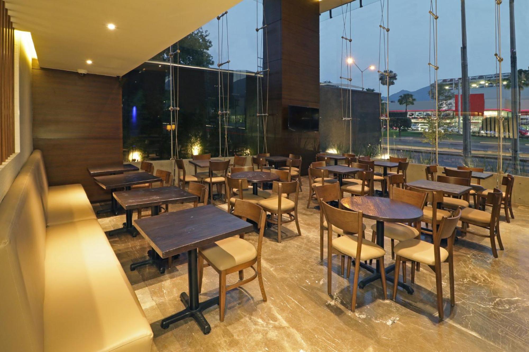 Holiday Inn Express & Suites Monterrey Valle By Ihg San Pedro Garza Garcia Exterior photo